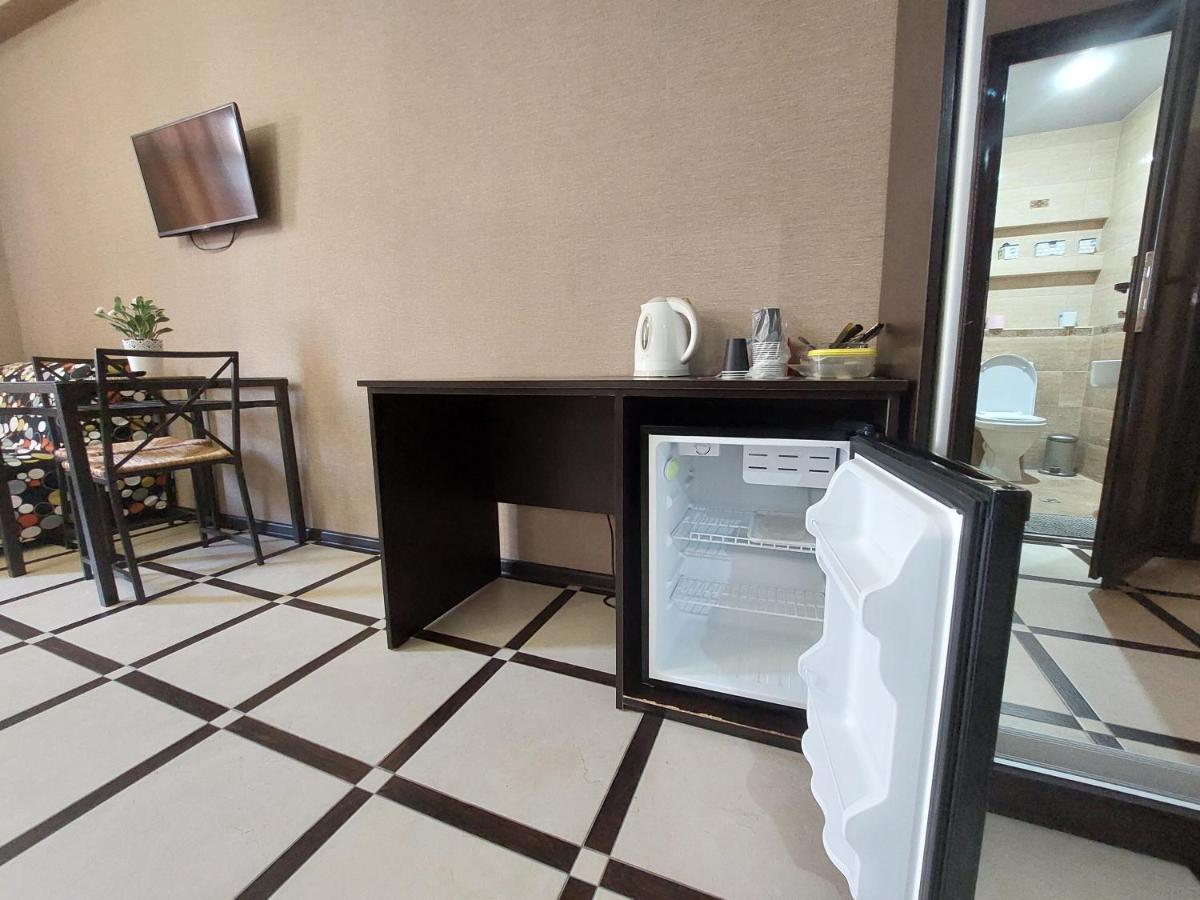 Амир Hotel Gagra Kültér fotó